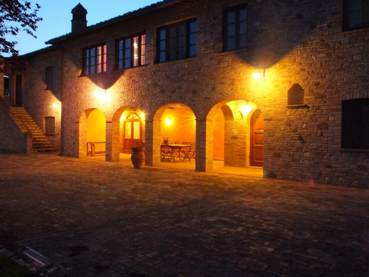 Agriturismo Wine Casale Villa Chiara Torgiano Esterno foto