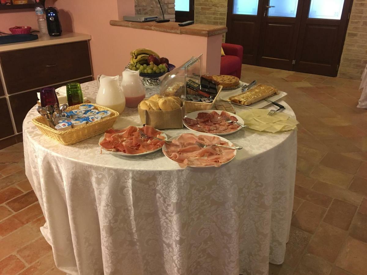 Agriturismo Wine Casale Villa Chiara Torgiano Esterno foto